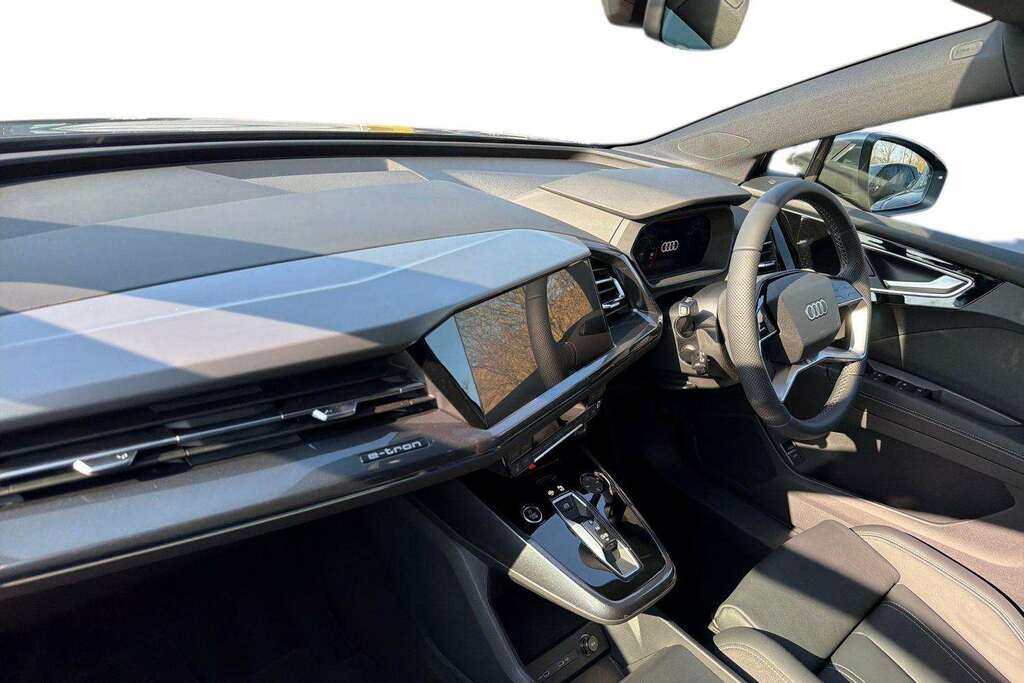 Audi Q4 E Tron 150Kw 40 63Kwh S Line Leather 2026 Grey #2