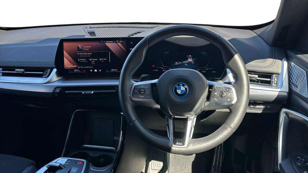BMW iX1 230Kw Xdrive30 M Sport 65Kwh 2024 Silver #3