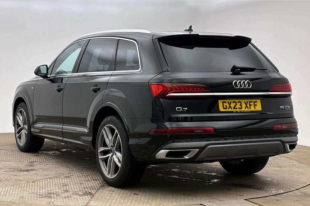 Audi Q7 55 Tfsi Quattro S Line Tiptronic 2023 Black #3