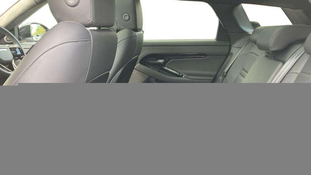 Land Rover Range Rover Evoque 2.0 D200 2025 White #3
