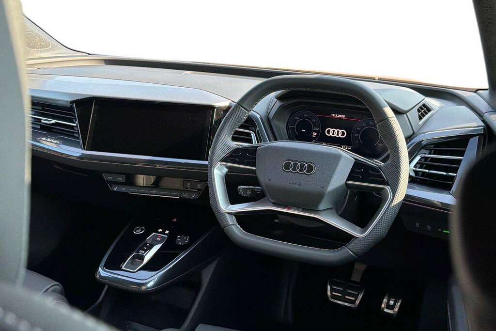 Audi Q4 E Tron 150Kw 40 63Kwh S Line Leather Black #18