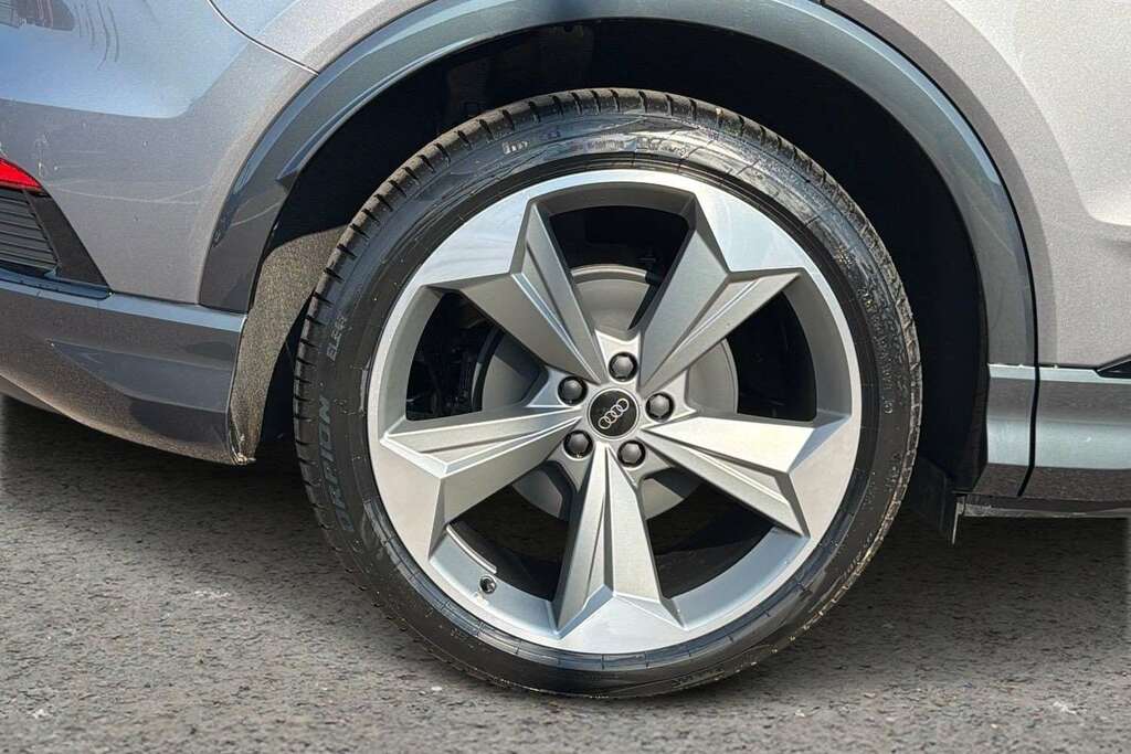 Audi Q4 E Tron 150Kw 40 63Kwh S Line Leather Black #10