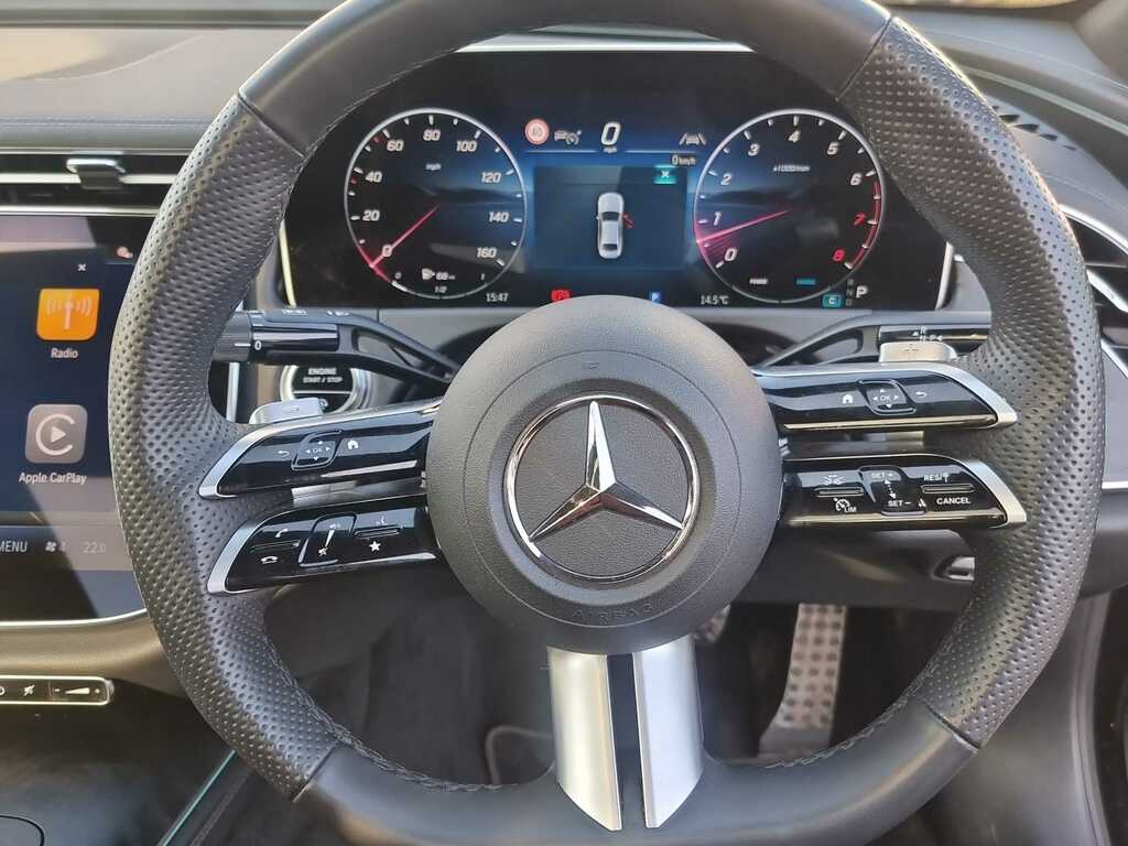 Mercedes-Benz E Class E300e Urban Edition 9G-tronic Black #26