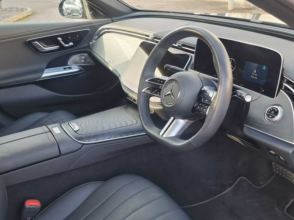Mercedes-Benz E Class E300e Urban Edition 9G-tronic Black #7