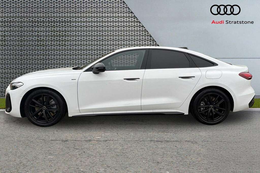 Audi A5 2.0 Tfsi 299 E Quattro Black Ed S Tronic 2026 White #5