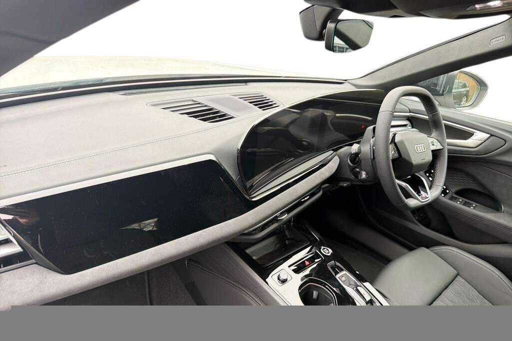 Audi A5 2.0 Tfsi 299 E Quattro Black Ed S Tronic 2026 White #2