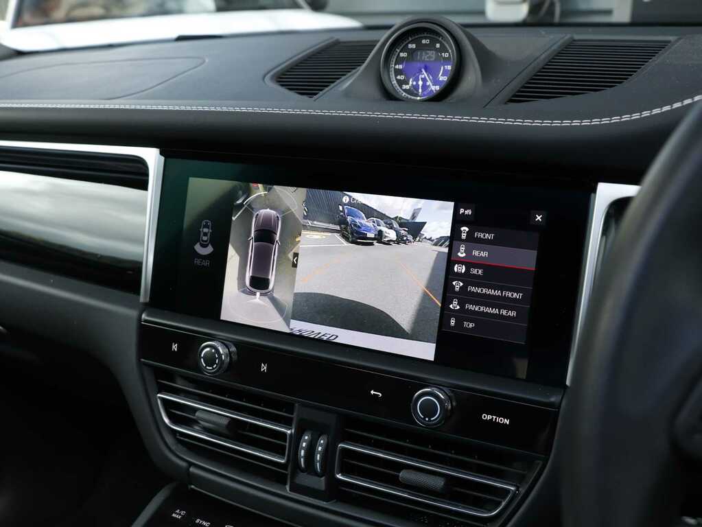 Porsche Macan 4S #15