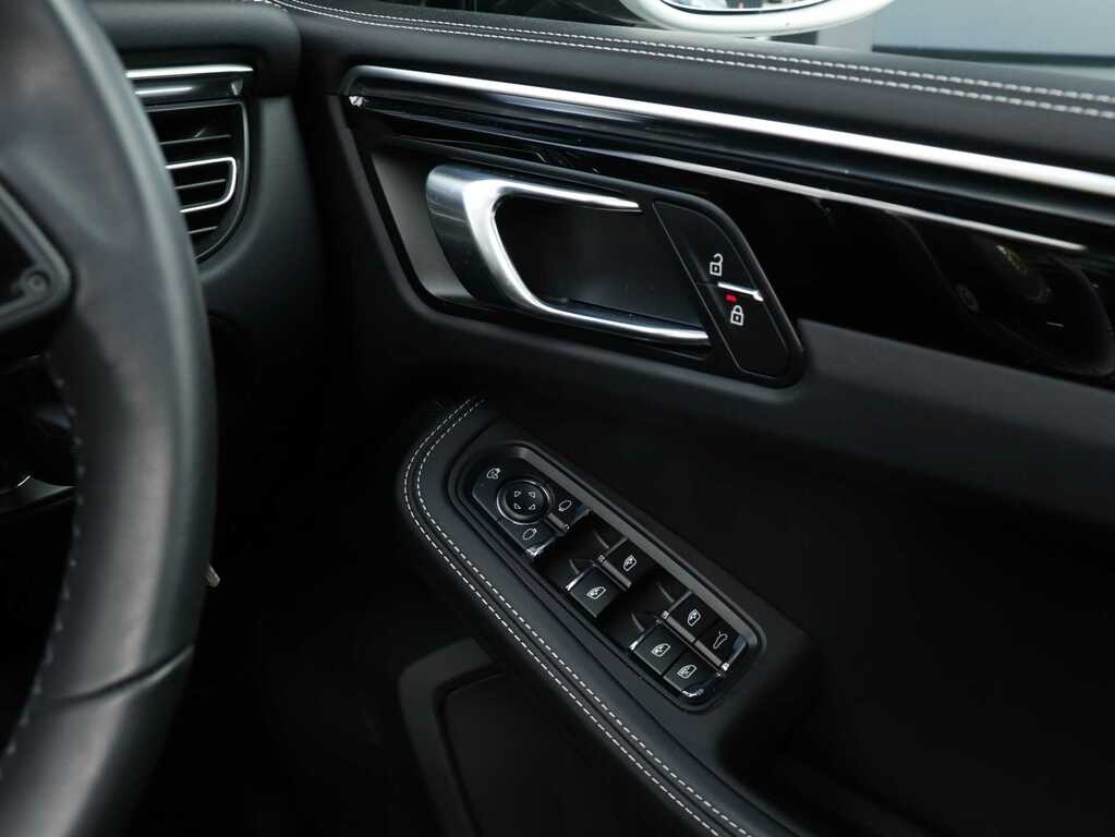 Porsche Macan 4S #22