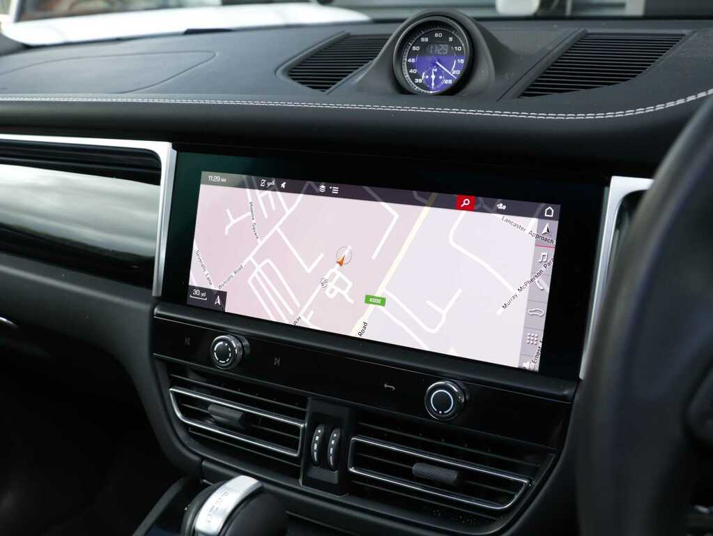 Porsche Macan 4S #14