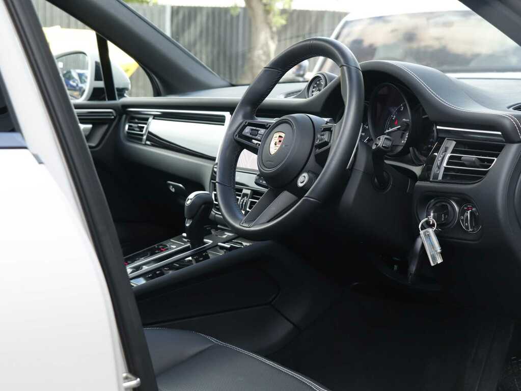 Porsche Macan 4S #10