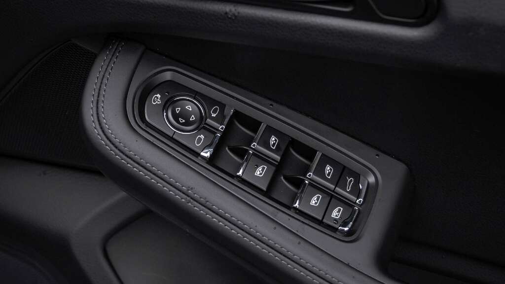 Porsche Macan Pdk Euro 6 Silver #8