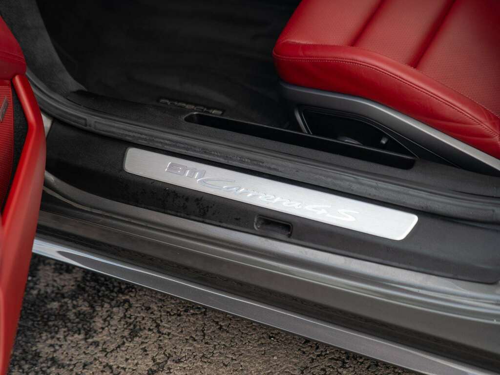 Porsche 911 911 Carrera S S-a Grey #25