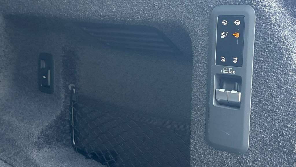 Land Rover Range Rover P400 7 Seats #26