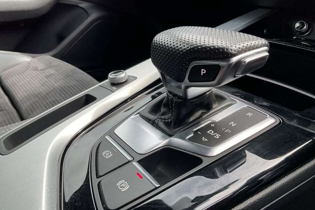 Audi A4 35 Tdi S Line Black #14