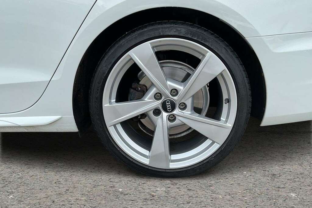 Audi A4 35 Tdi S Line Black #9