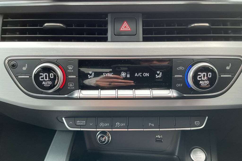 Audi A4 35 Tdi S Line Black #33