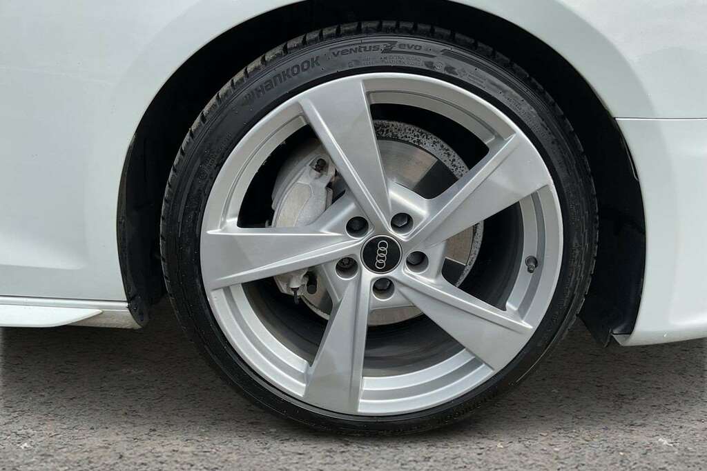 Audi A4 40 Tdi Quattro S Line S Tronic 2020 White #4