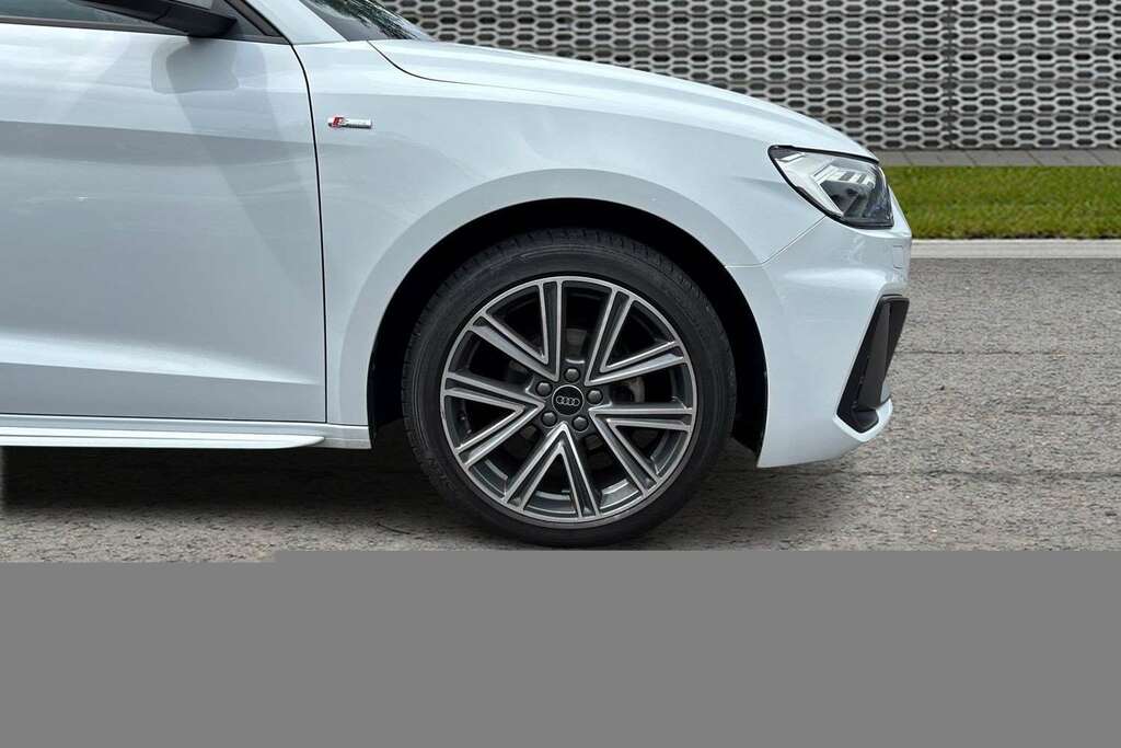 Audi A1 25 Tfsi S Line S Tronic 2024 VK74HTE White #5