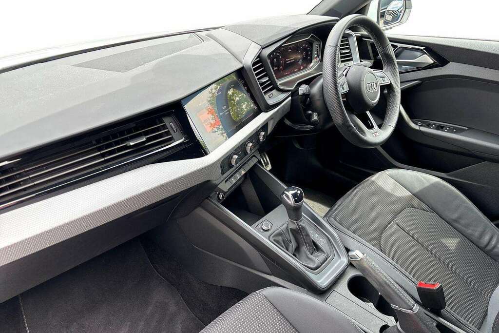 Audi A1 25 Tfsi S Line S Tronic 2024 VK74HTE White #2