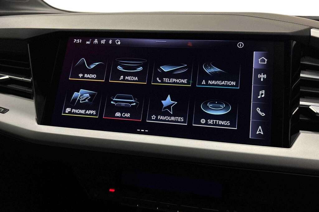 Audi Q4 E Tron 125Kw 35 55Kwh Sport 2023 Black #3