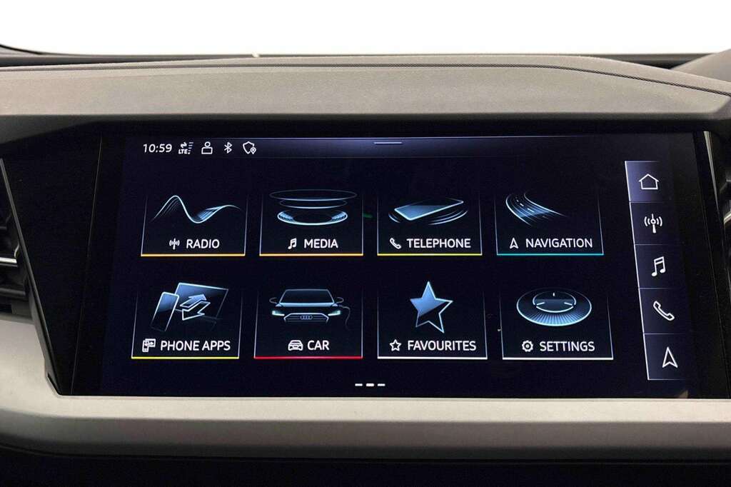 Audi Q4 E Tron 150Kw 40 82Kwh Sport 2023 Grey