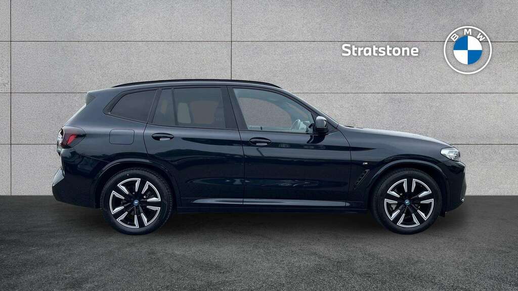 BMW iX3 210Kw M Sport 80Kwh 2022 Black #3