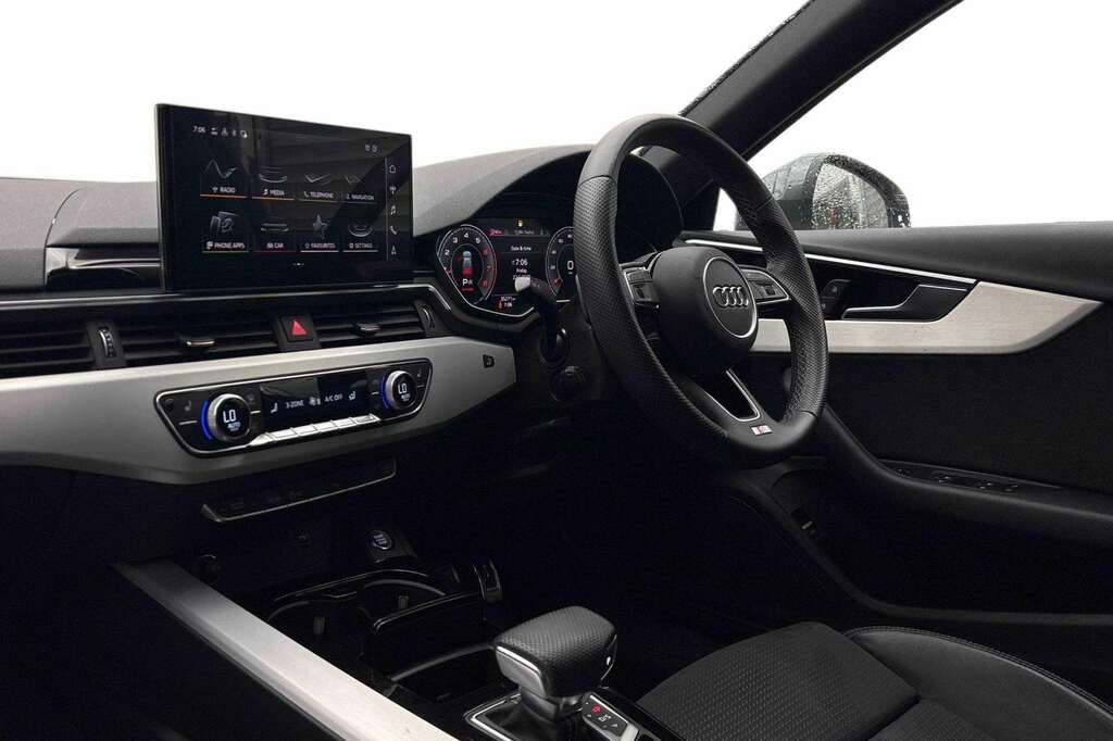 Audi A4 Audi A4 S Line Black #2