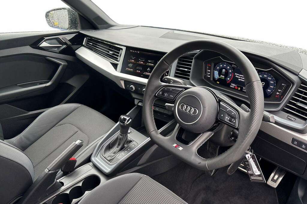 Audi A1 30 Tfsi Black Edition S Tronic 2025 Grey #5