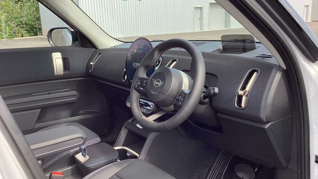 Mini Countryman 150Kw E Classic 66Kwh 2024 White #6