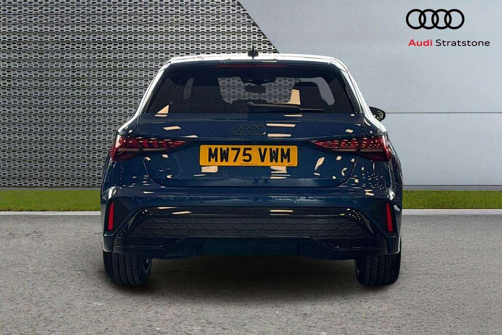 Audi A3 1.5 Tfsi 150 Black Edition S Tronic 2025 Blue #6