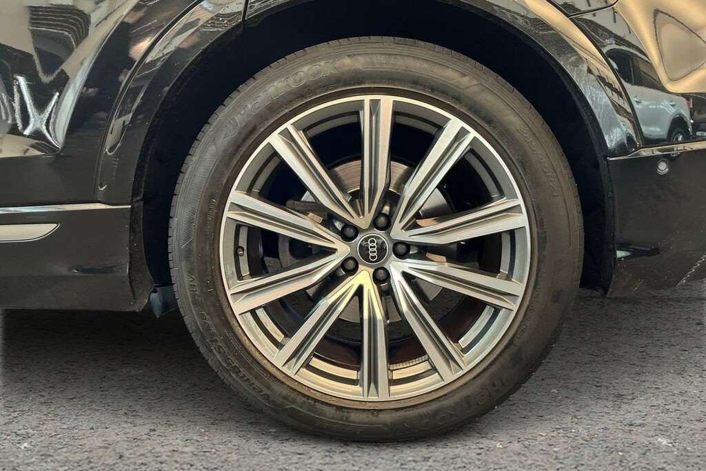 Audi Q8 S Line Orange #10