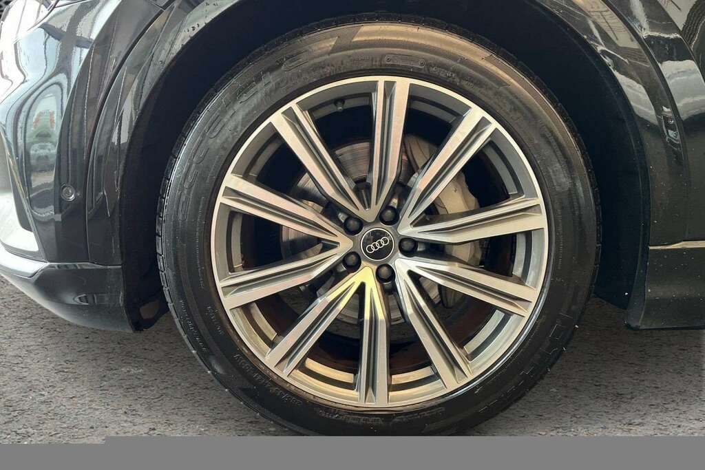 Audi Q8 S Line Orange #11