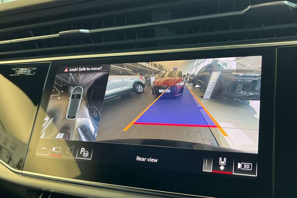 Audi Q8 S Line Orange #27