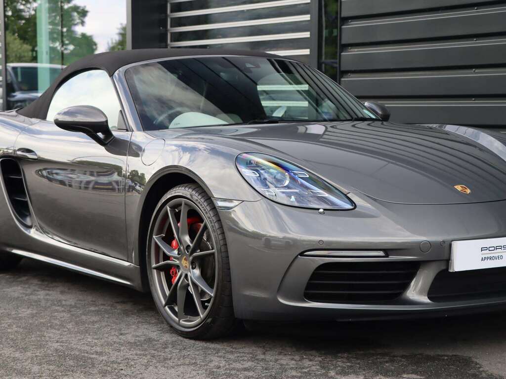 Porsche 718 Boxster Boxster White #11