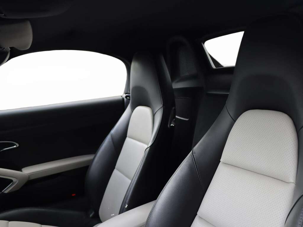Porsche 718 Boxster Boxster White #23