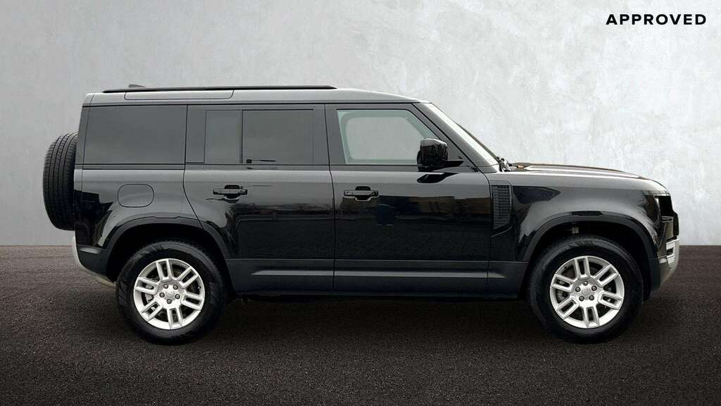 Land Rover Defender 110 3.0 D250 Hard Top S 2025 Black #5