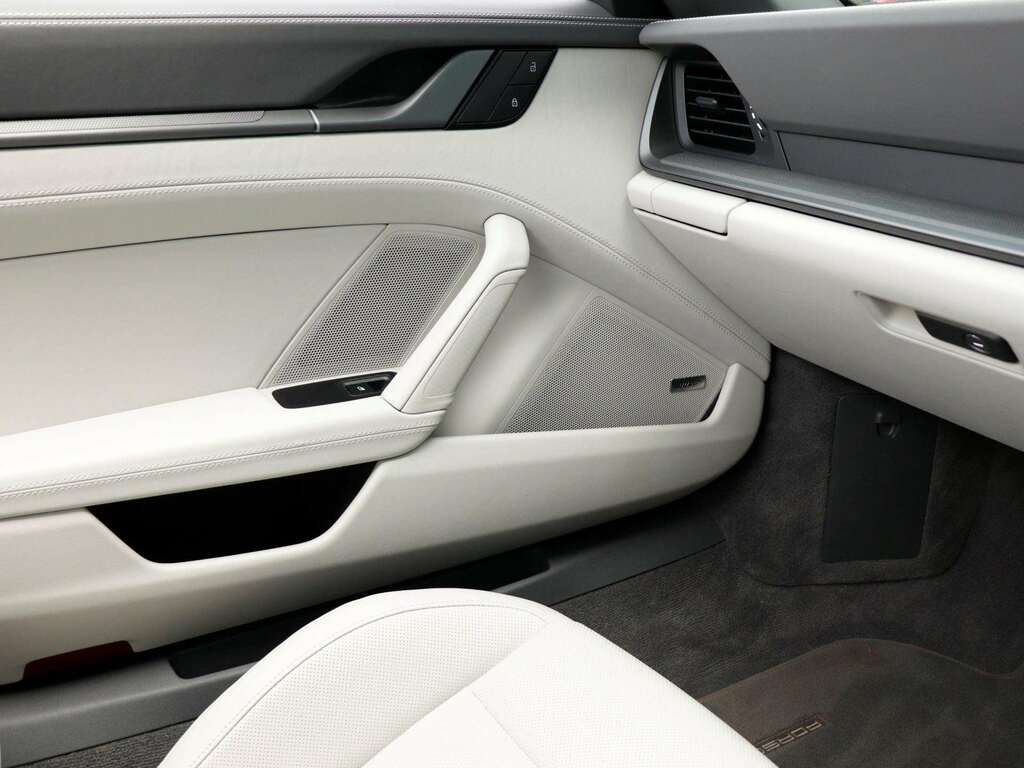 Porsche 911 2dr Pdk Grey #18