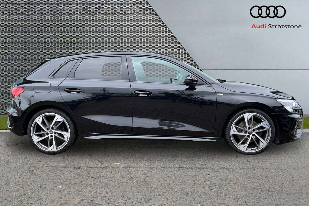 Audi A3 35 Tfsi Edition 1 2020 BV70NFX Black #4