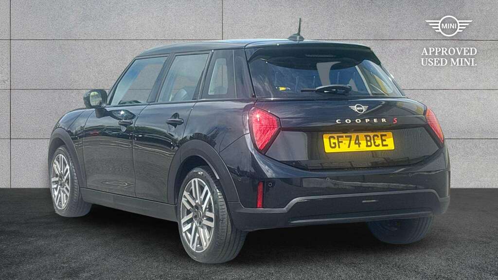 Mini Hatch 2.0 S Classic 2024 Black