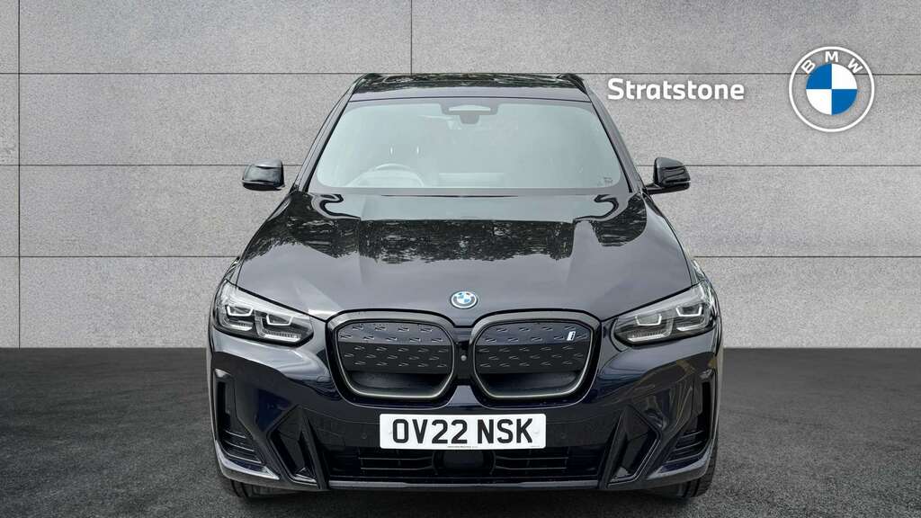 BMW iX3 210Kw M Sport Pro 80Kwh 2022 Black #4