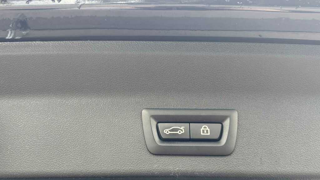 BMW iX3 Suv Blue #31