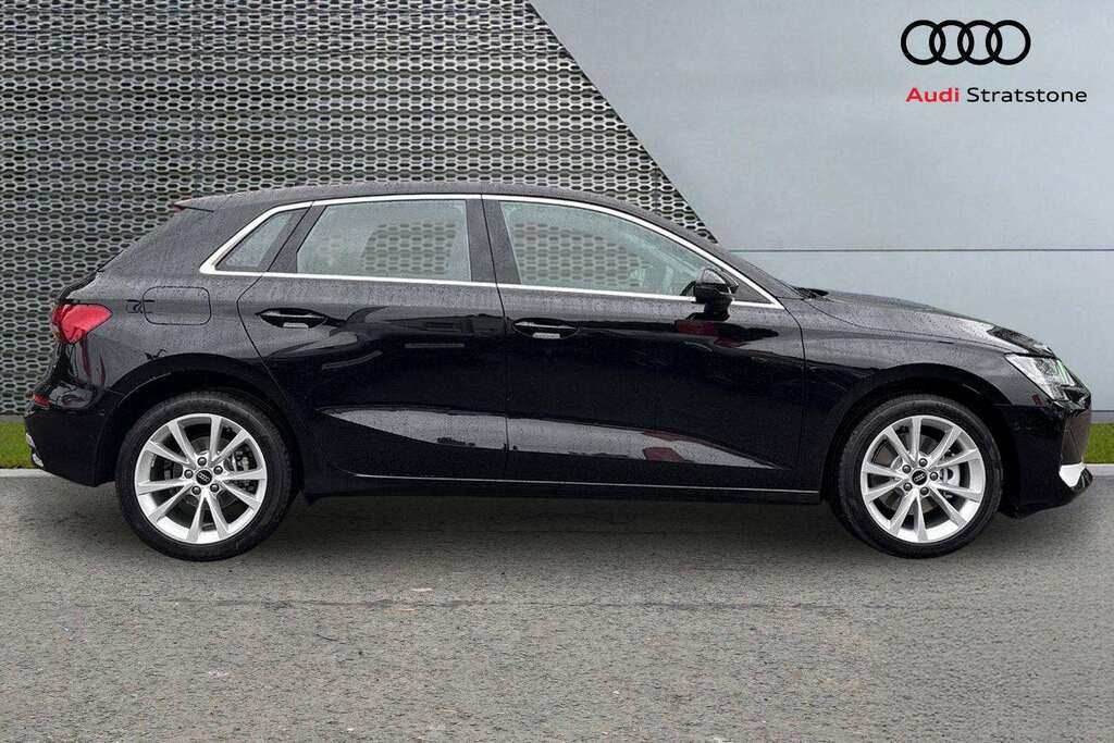 Audi A3 1.5 Tfsi E 204 Sport S Tronic 2026 LM26PGY Black #4