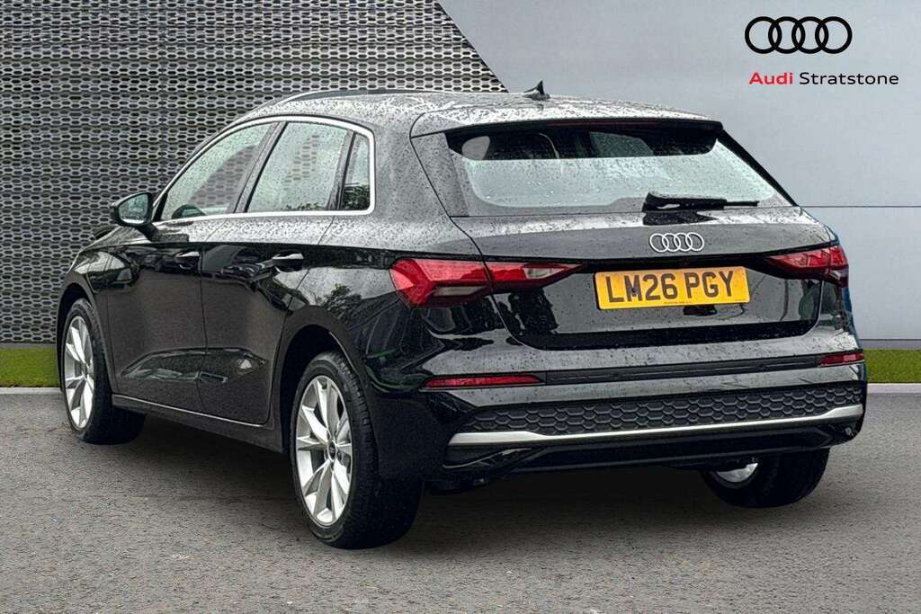 Audi A3 1.5 Tfsi E 204 Sport S Tronic 2026 LM26PGY Black #3