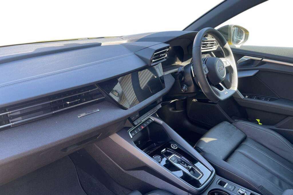 Audi A3 1.5 Tfsi 150 Black Edition S Tronic 2025 LL75ETX #2