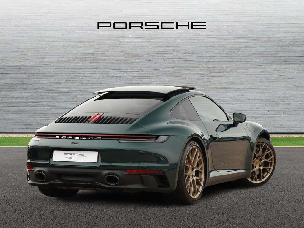 Porsche 911 Gts 2021 Green #3