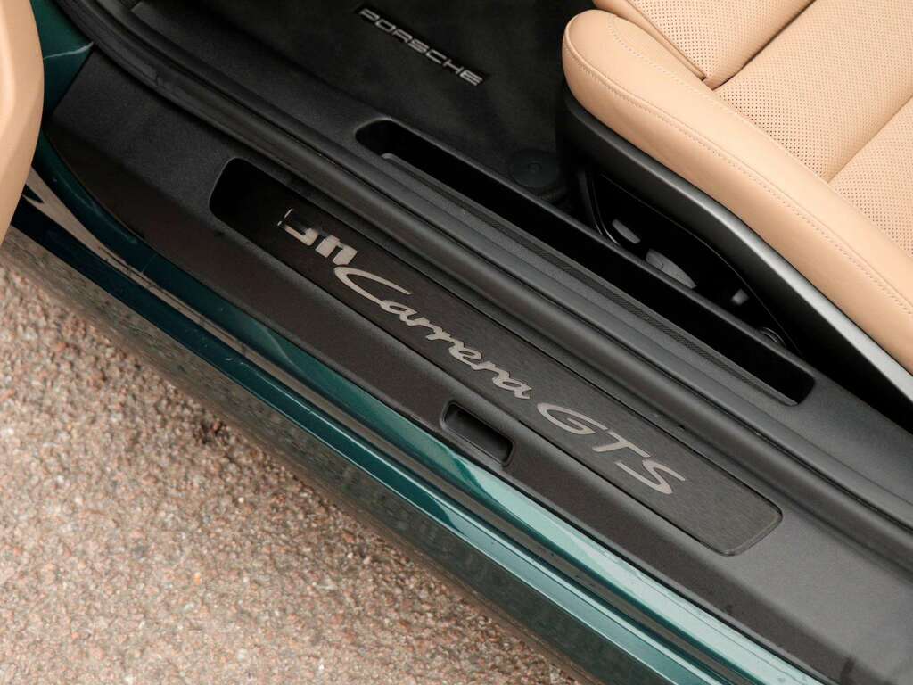 Porsche 911 S 2dr Grey #25