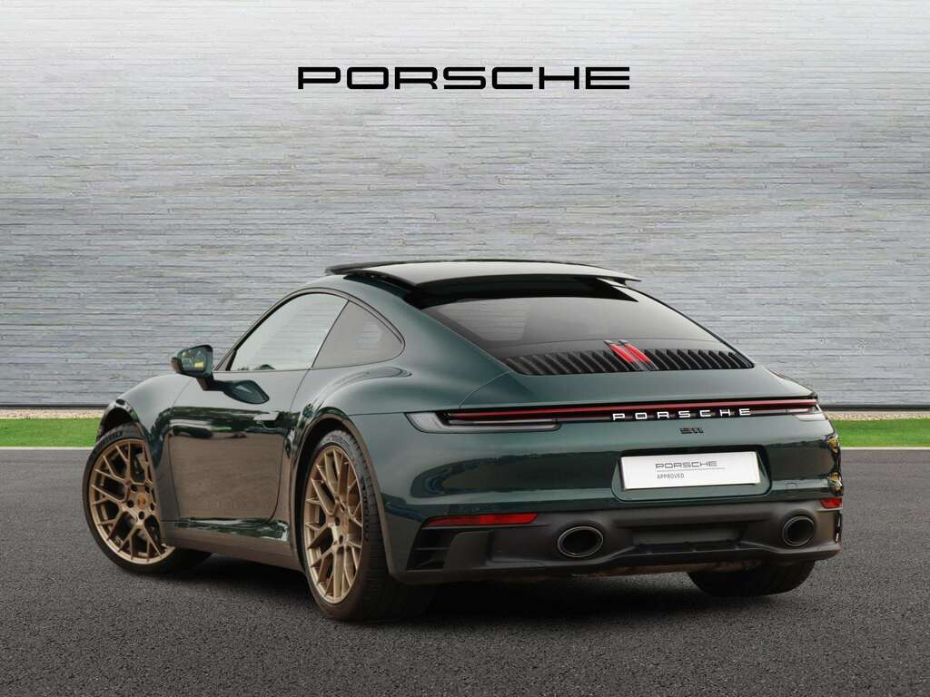 Porsche 911 Gts 2021 Green #5