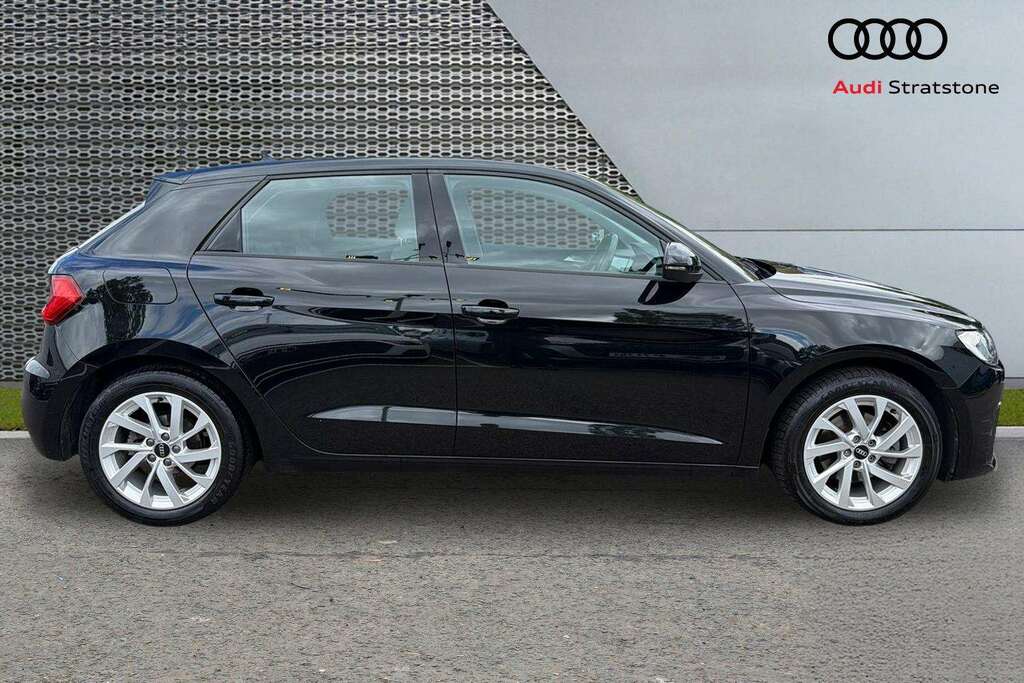 Audi A1 30 Tfsi 110 Sport 2022 KW22EXX Black #4