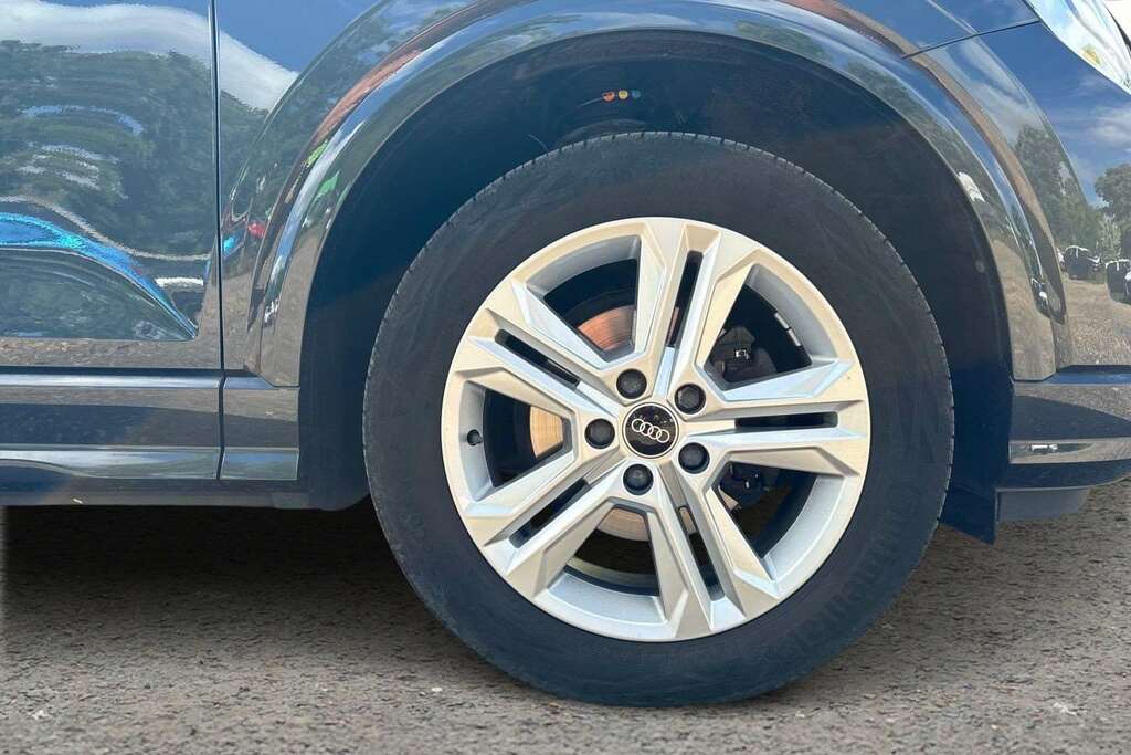 Audi Q2 30 Tfsi Sport 2022 Grey #4