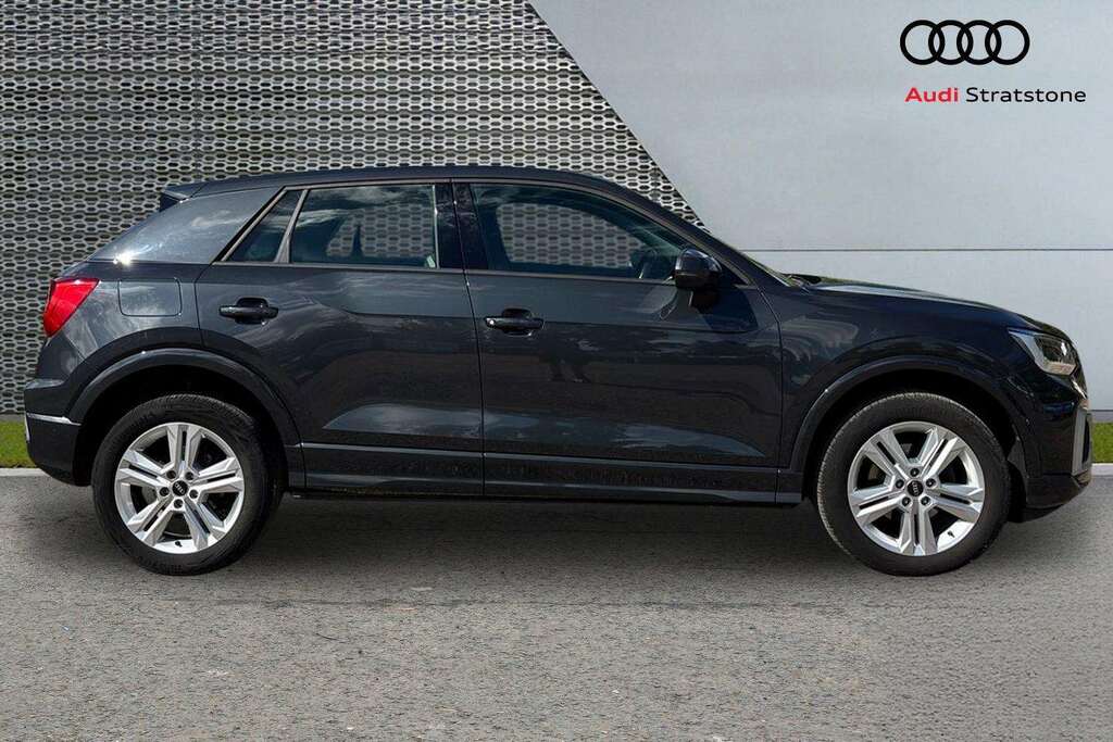 Audi Q2 30 Tfsi Sport 2022 Grey #3